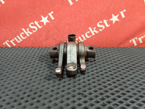 Вал рокеров в сборе