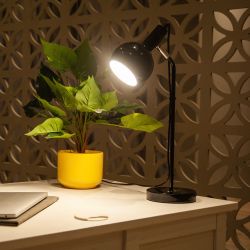 UML-B702 E14 BLACK Светильник настольный. 60W. Цоколь Е14. Механический выключатель. Черный. ТМ Uniel