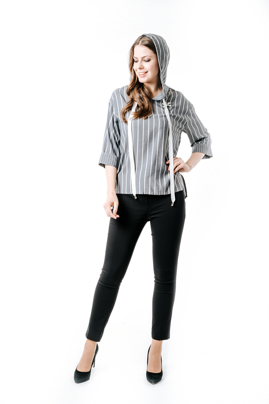 Блузка женская с капюшоном