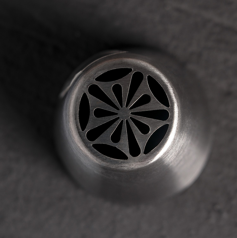 Насадка кондитерская «Тюльпан летний», d=3,7 см, вых. 2 см