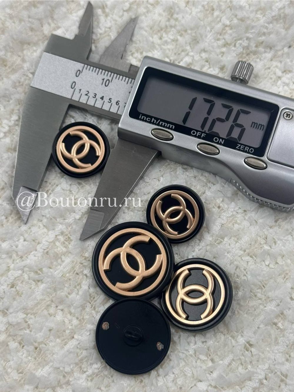 Пуговицы Шан. Черные Классика золото
