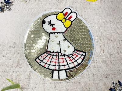 Аппликация пришивная, пайетки, d 18,5 см