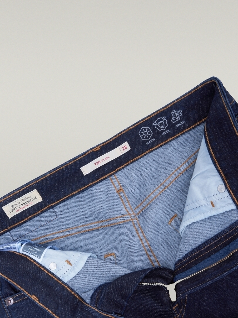 Женские джинсы клеш с завышенной талией Levi's 726 Flare A3410-0108, Утепленные