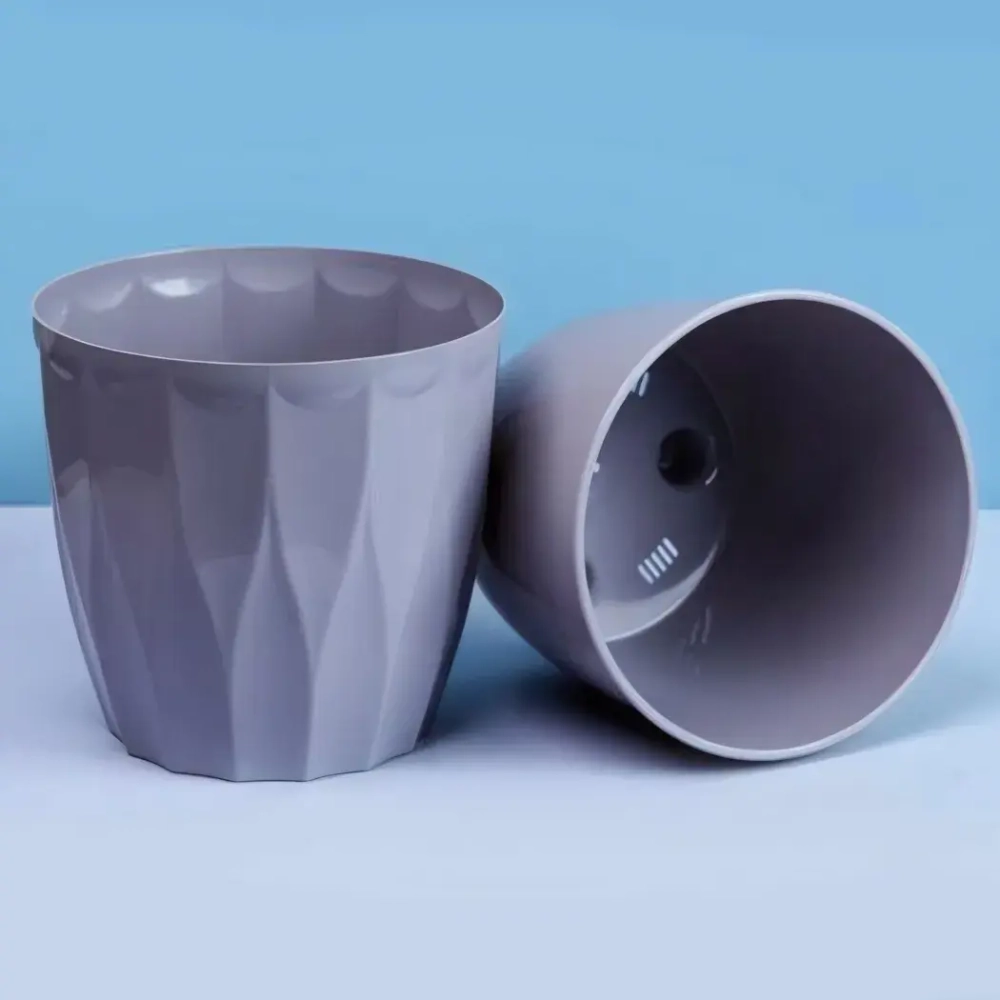 Кашпо для цветов пластиковое 3л d-18см «Флюте» со вставкой серый шёлк