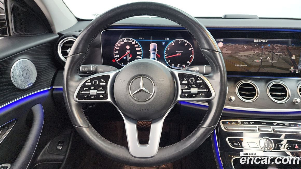 Mercedes-Benz E-Class W213 E300 Avangarde (04.2020)