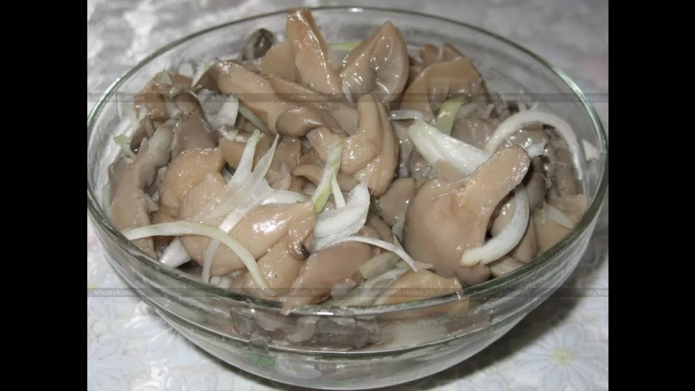 Грибы вешенки маринованные 500г