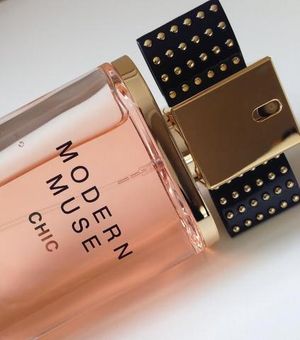 Estee Lauder Modern Muse Chic Eau De Parfum