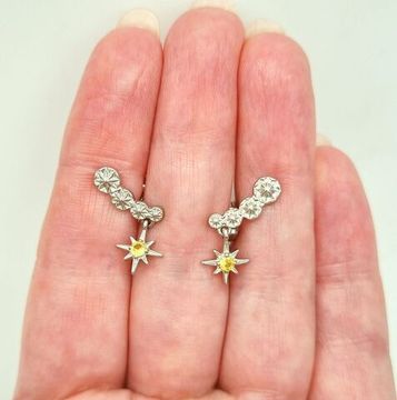 Серьги гвоздики Вифлеемская звезда с желтыми сапфирами