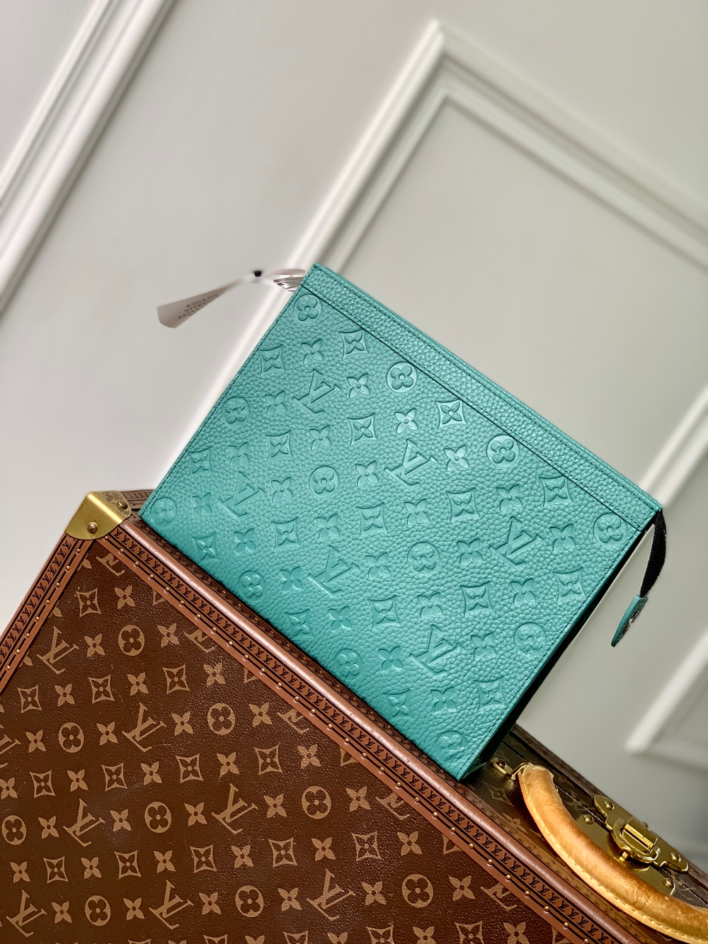 Louis Vuitton Pochette Voyage MM