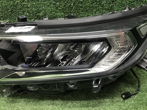 Фара левая Toyota RAV4 5 XA50 (2018-н.в.) LED