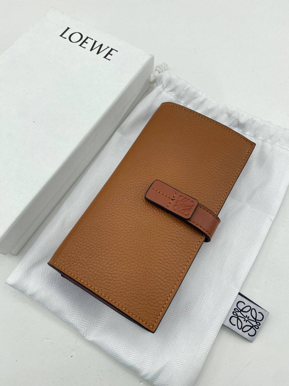 Кошелёк Loewe