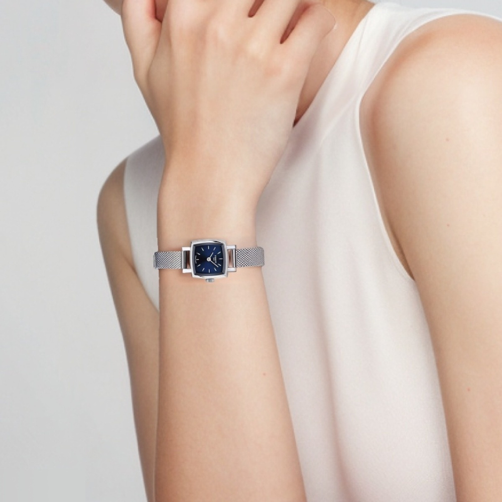 Часы TISSOT 30 20*20mm, T058.109.11.041.00