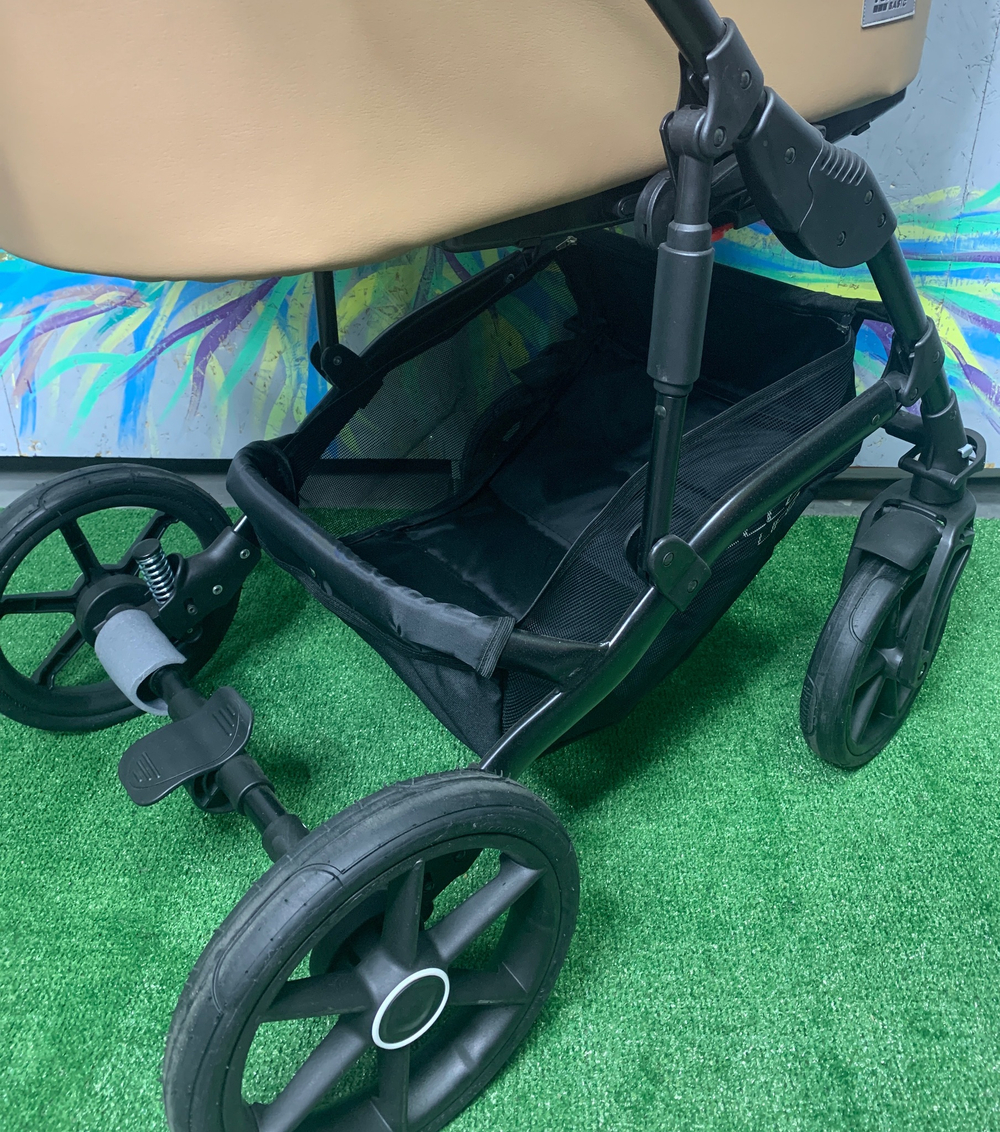 Коляска  BELLA LIFE (2 в 1) (RIKO BASIC) 04 Latte (капучино)