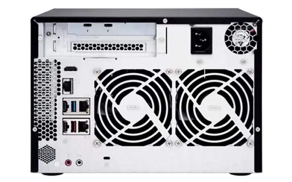 Сетевой накопитель QNAP  TVS-672XT-i3-8G