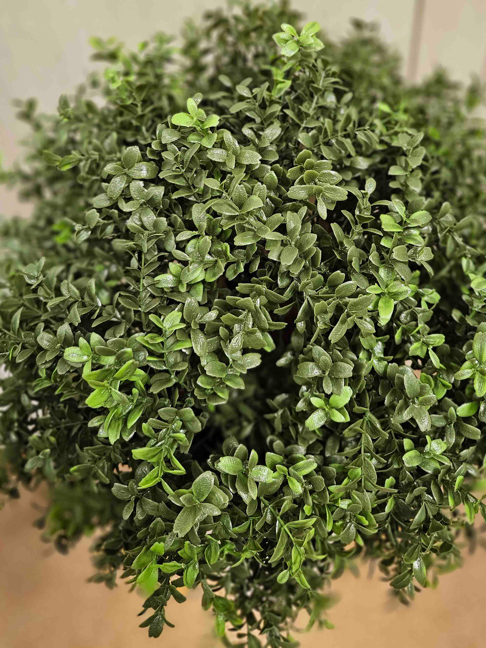 Шар Самшит искусственный 50см на стволе