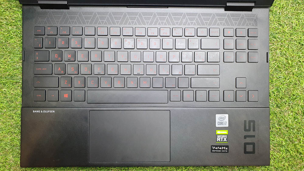Игровой HP i7-10/16Gb/RTX 3060 6Gb/144Hz/Omen 15-ek1016ur [3b2v7ea]/Windows 10