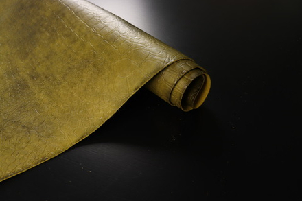 1,8-2,2 Юфть желтая гранж плита Кайман 155дм² (КЛ)