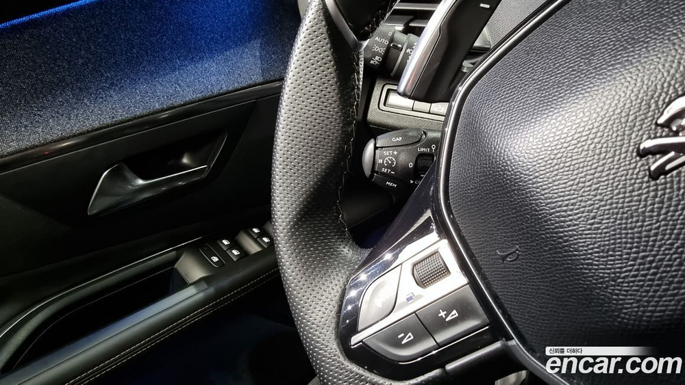 Peugeot 3008 2 Generation 1.5 BlueHDi GT Line (10.2019)