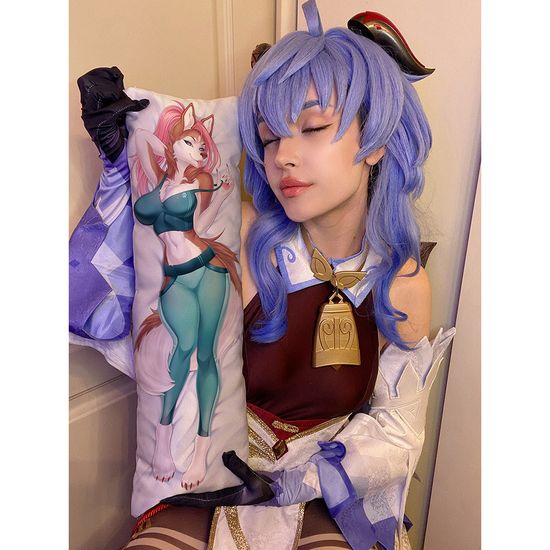 Мини дакимакура фурри Хаски девочка арт. M1281, 60х20 см