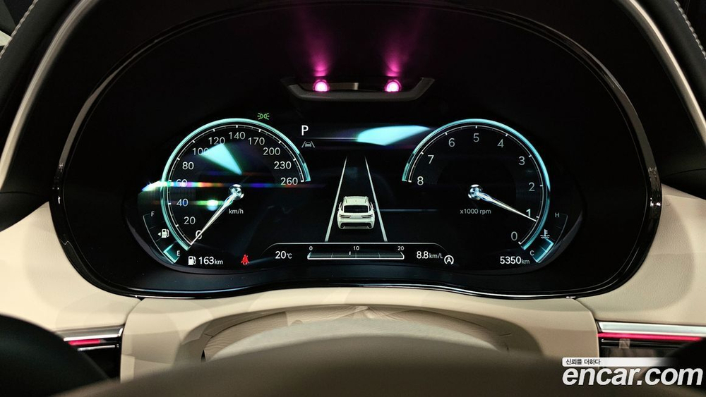 Genesis GV70 2.5T Бензин AWD (09.2023)