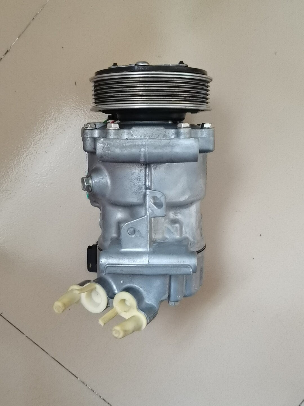 Компрессор кондиционера Peugeot Citroen C5 307 408 206 207