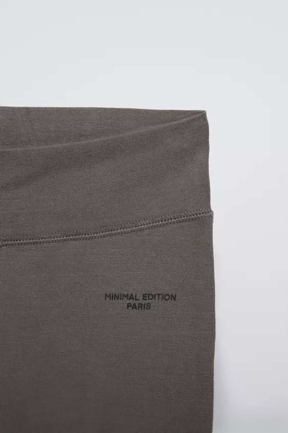 ZARA РАСКЛЕШЕННЫЕ ЛЕГИНСЫ С НАДПИСЬЮ, СЕРЫЙ