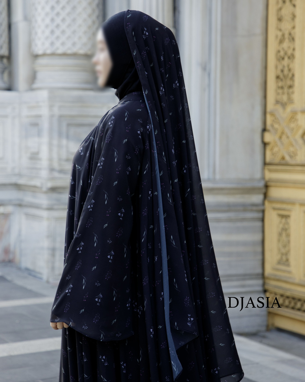 BLOOMING ESSENCE-SCARF