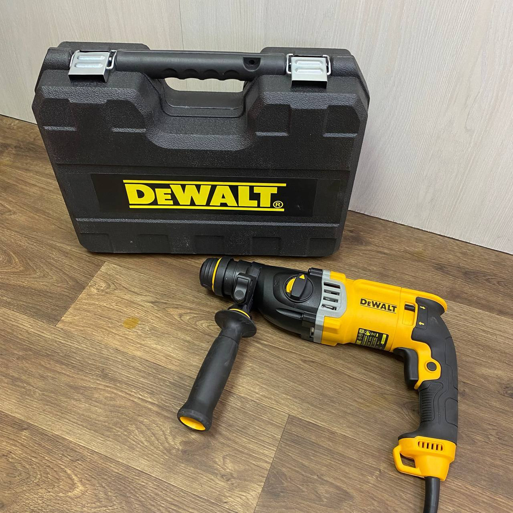 Перфоратор Dewalt D25143K