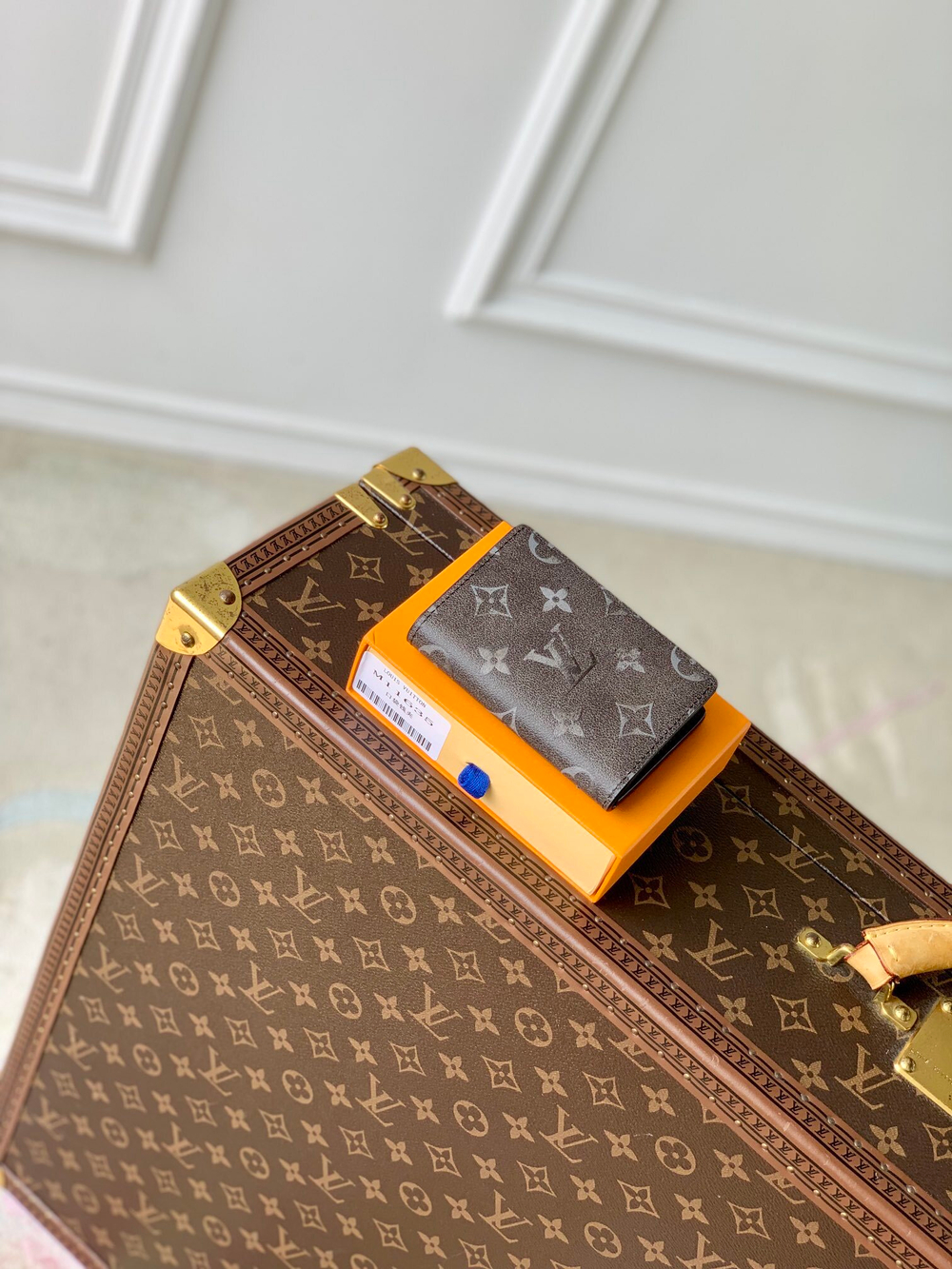 Louis Vuitton Pocket Organizer