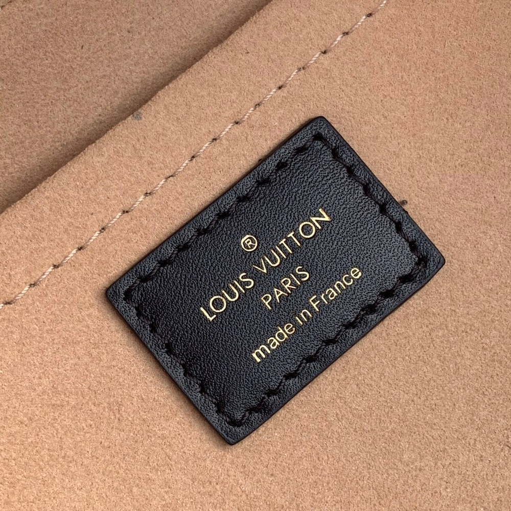 Louis Vuitton On My Side MM