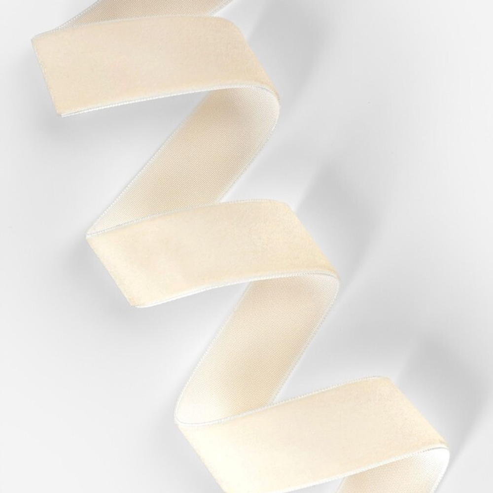 Бархатная лента