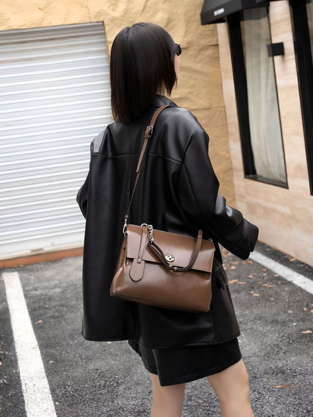 женская сумка на плечо из натуральной кожи