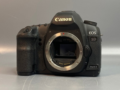 Canon 5D Mark II Body 30.500 кадров