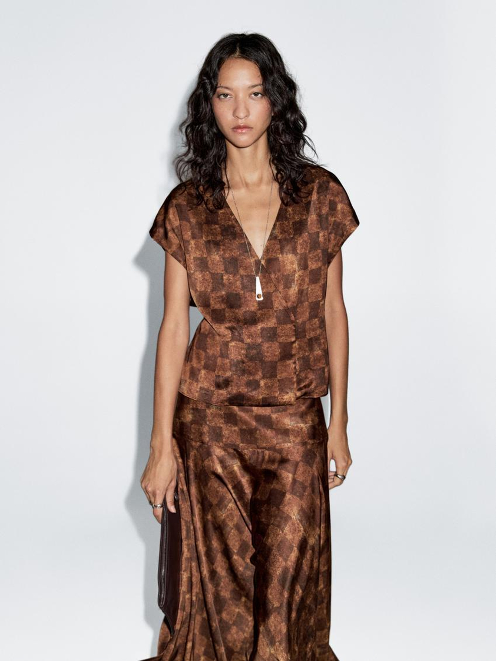 Massimo Dutti Атласный топ внахлест, металлик