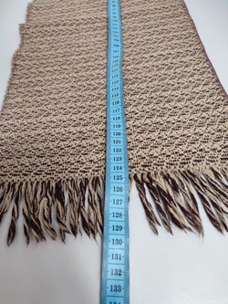 Шарф в бежевых тонах