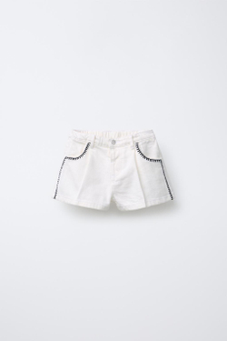 ZARA ДЖИНСОВЫЕ ШОРТЫ С КОНТРАСТНОЙ ВЫШИВКОЙ, ЖЕЛТОВАТО-БЕЛЫЙ