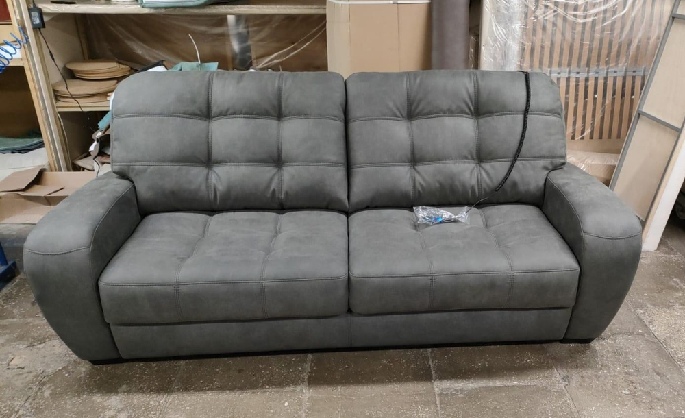 Комплект Форсайт Britannica. Диван-кровать и кресло-реклайнер с электрическим приводом раскладывания