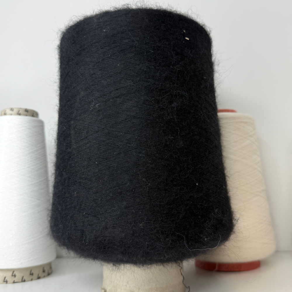 NAIF - Lineapiu'; 37% суперкидмохер, 16% меринос, 47% п/а; 3500м/100гр; col. 967966, цвет: черный