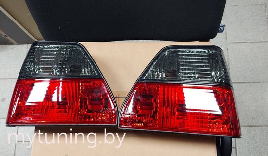 Задние фонари VW Golf 2 red smoke