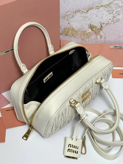 Сумка MIU MIU Arcadie matelassé из кожи наппа, белый