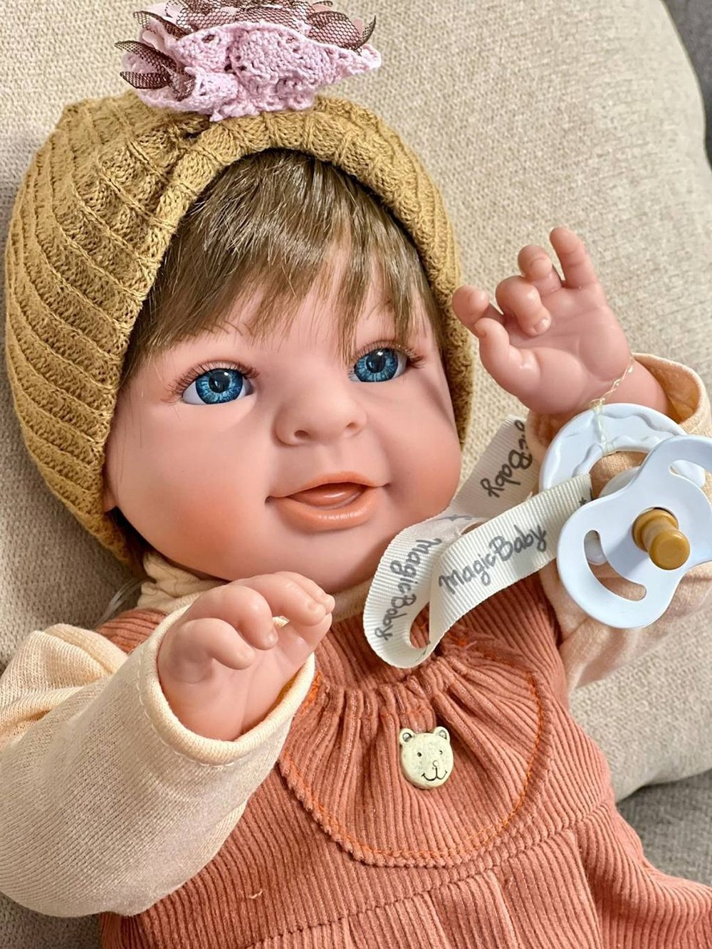 Кукла LAMAGIK виниловая 45см Paula (46510)