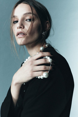 ZARA КОМБИНЕЗОН С ДЛИННЫМИ РУКАВАМИ, ЧЕРНЫЙ