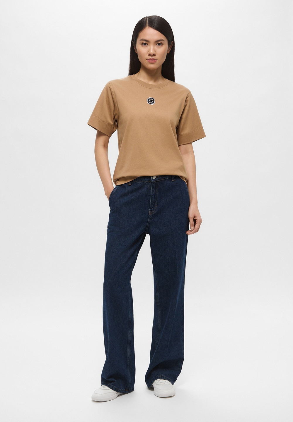 Футболка женская BOSS Elpha_placed1 10241525 01