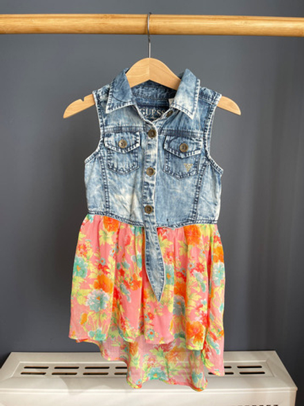 Платье Guess, 104