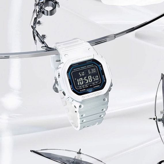 Наручные часы Casio DW-B5600SF-7