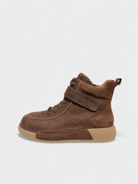 Ботинки на шнуровке и липучке