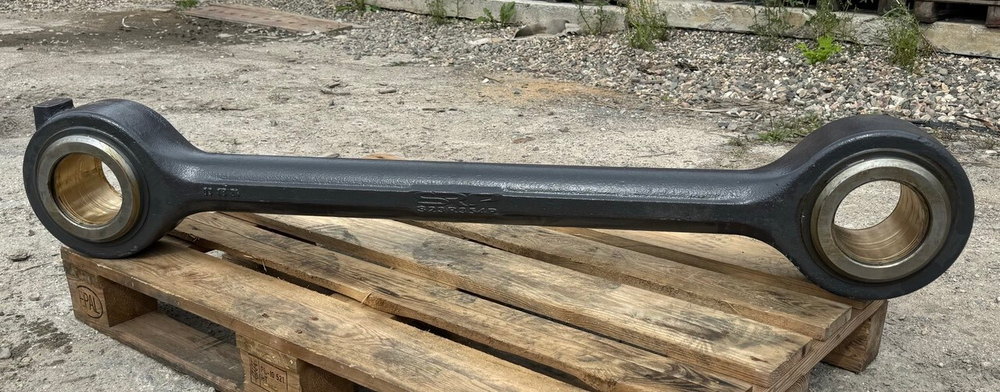 Тяга 11093778 центральная