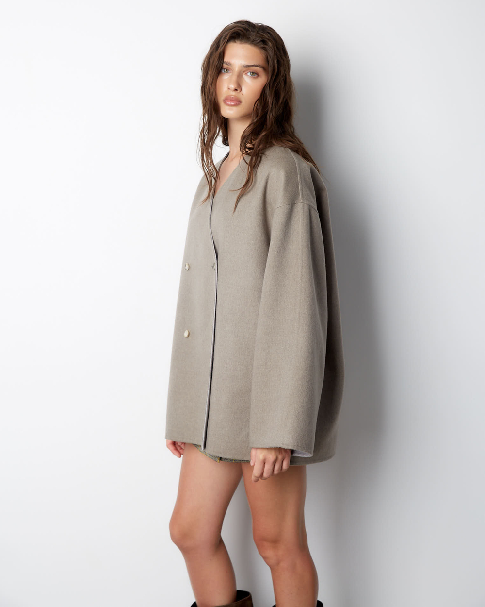 Полупальто и косынка двухсторонние из шерсти и шелка Лоро Пиана светло-серый/бежевый