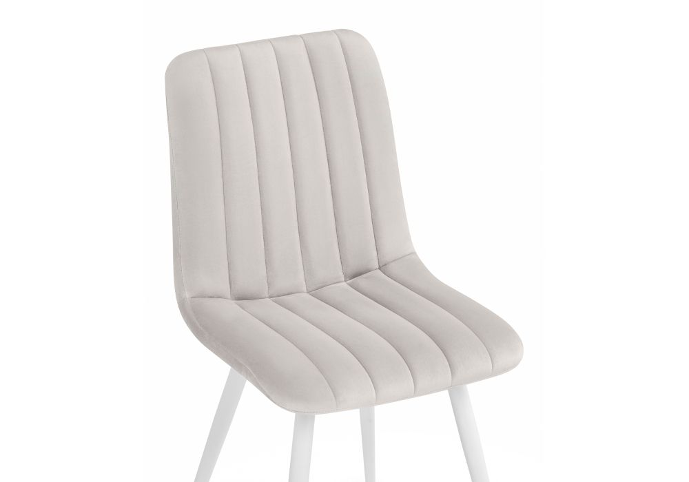 Стул на металлокаркасе Дани молочный велюр velutto 67 / белый