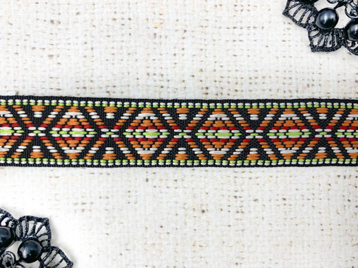 Тесьма жаккард, ш. 2,5 см (НАРЕЗКА)